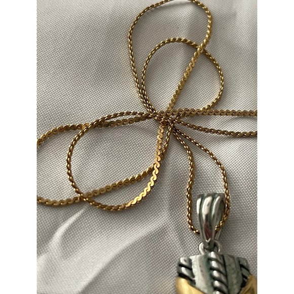 Vintage 2-Tone Criss Cross Pendant on Serpentine Gold Tone Chain Necklace - Picture 7 of 10